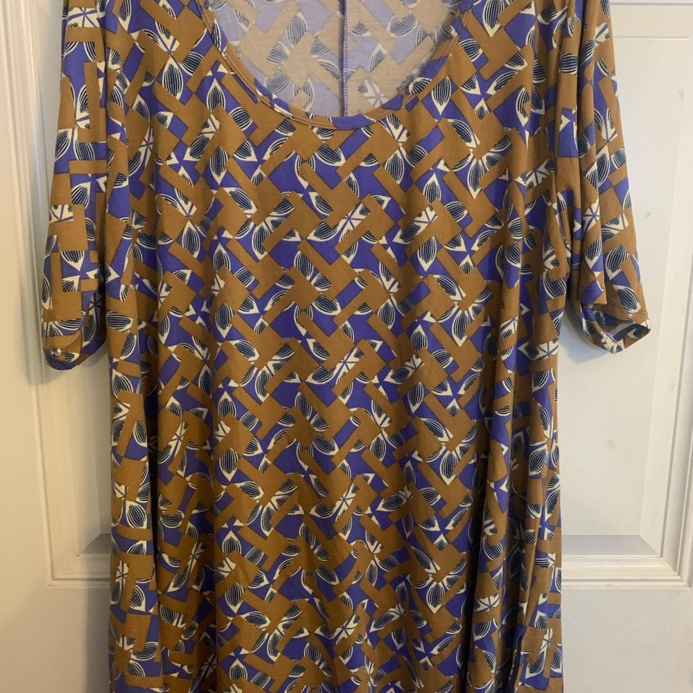 LuLaRoe Perfect Tee SS swing top 3X
